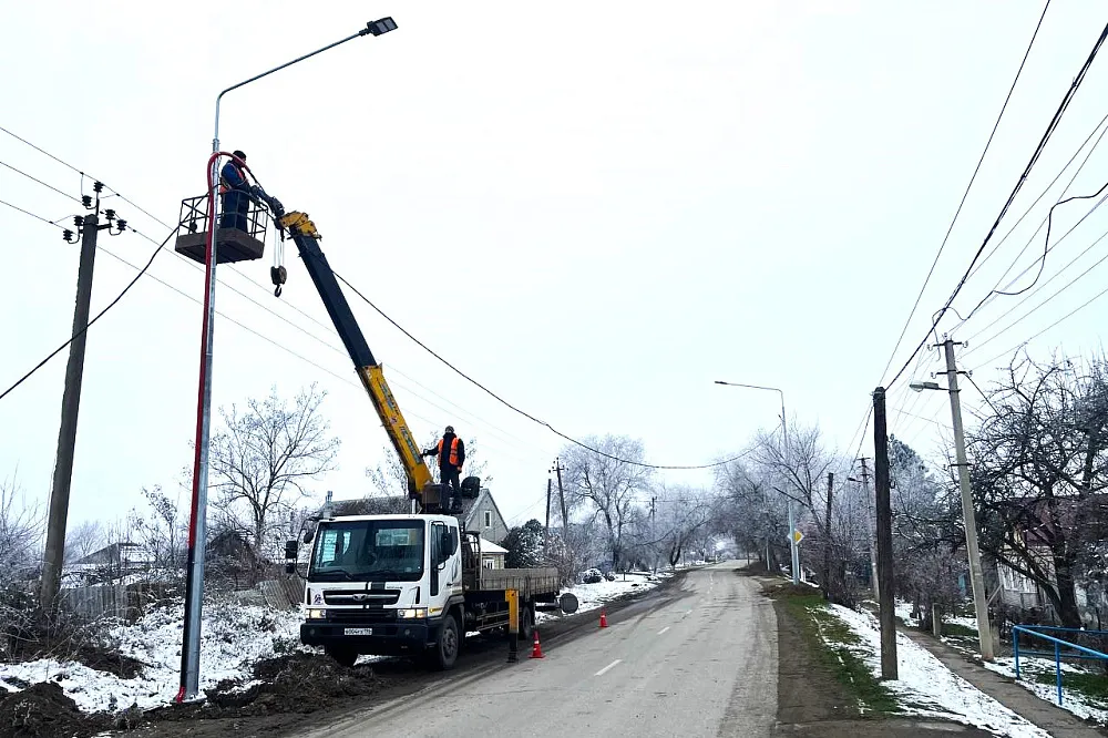 Поставка 471 комплекта уличного освещения для родового села Александра Пушкина